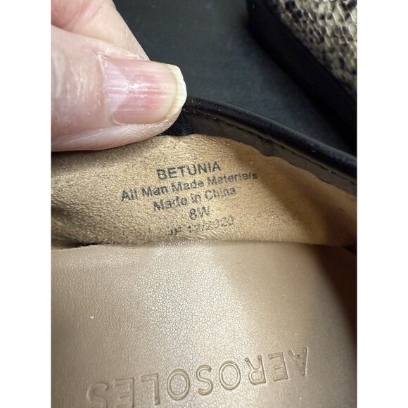 Aerosoles Loafers Women's Betunia Black Gray Slip On Shoe Leather Snakeskin 8W - Picture 7 of 9